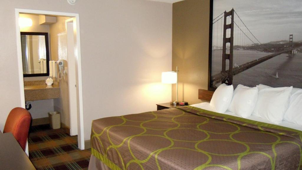 Super 8 By Wyndham Salinas Motel Kamer foto